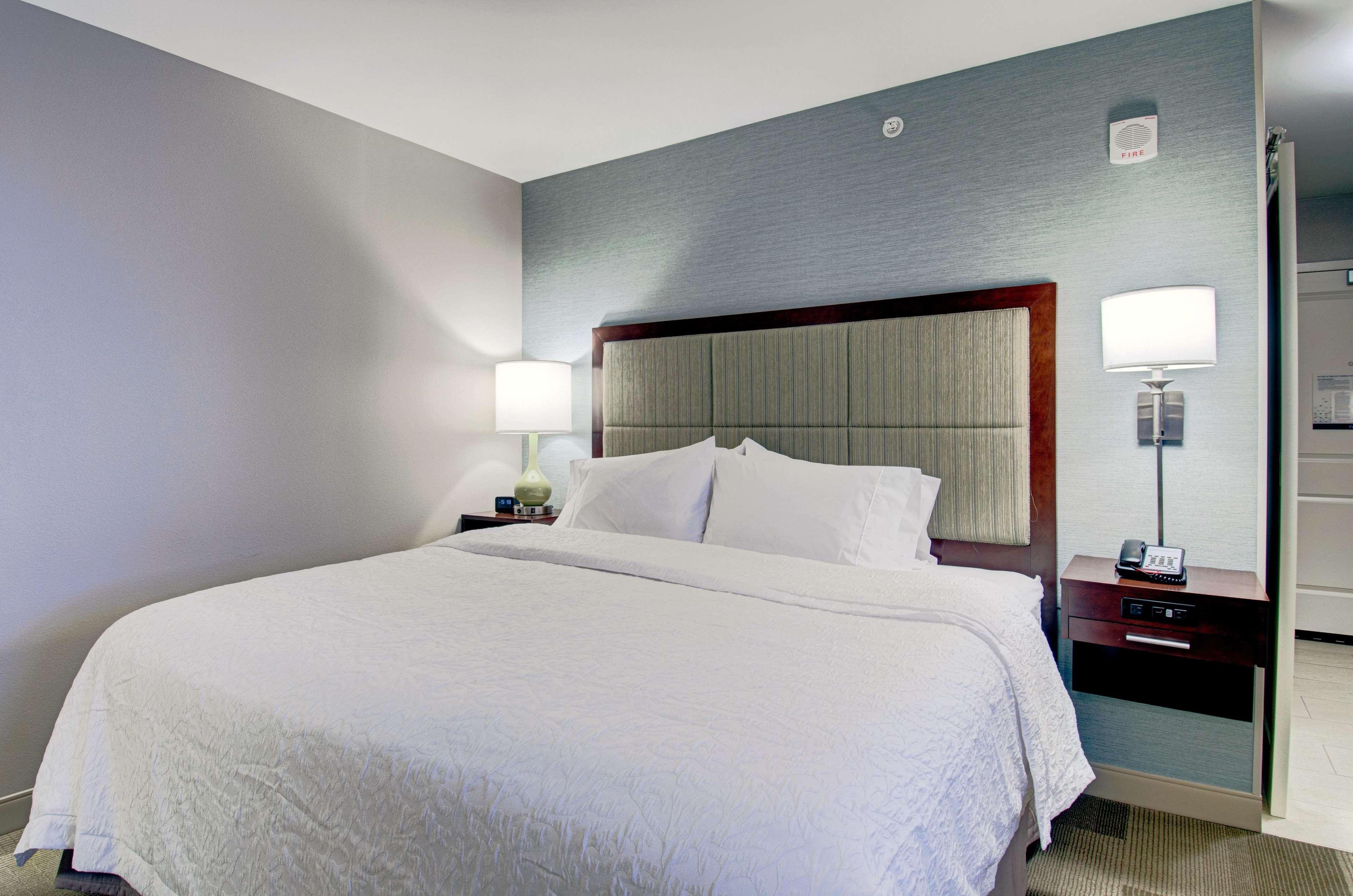 Hampton Inn Boston - Вестборо Екстер'єр фото