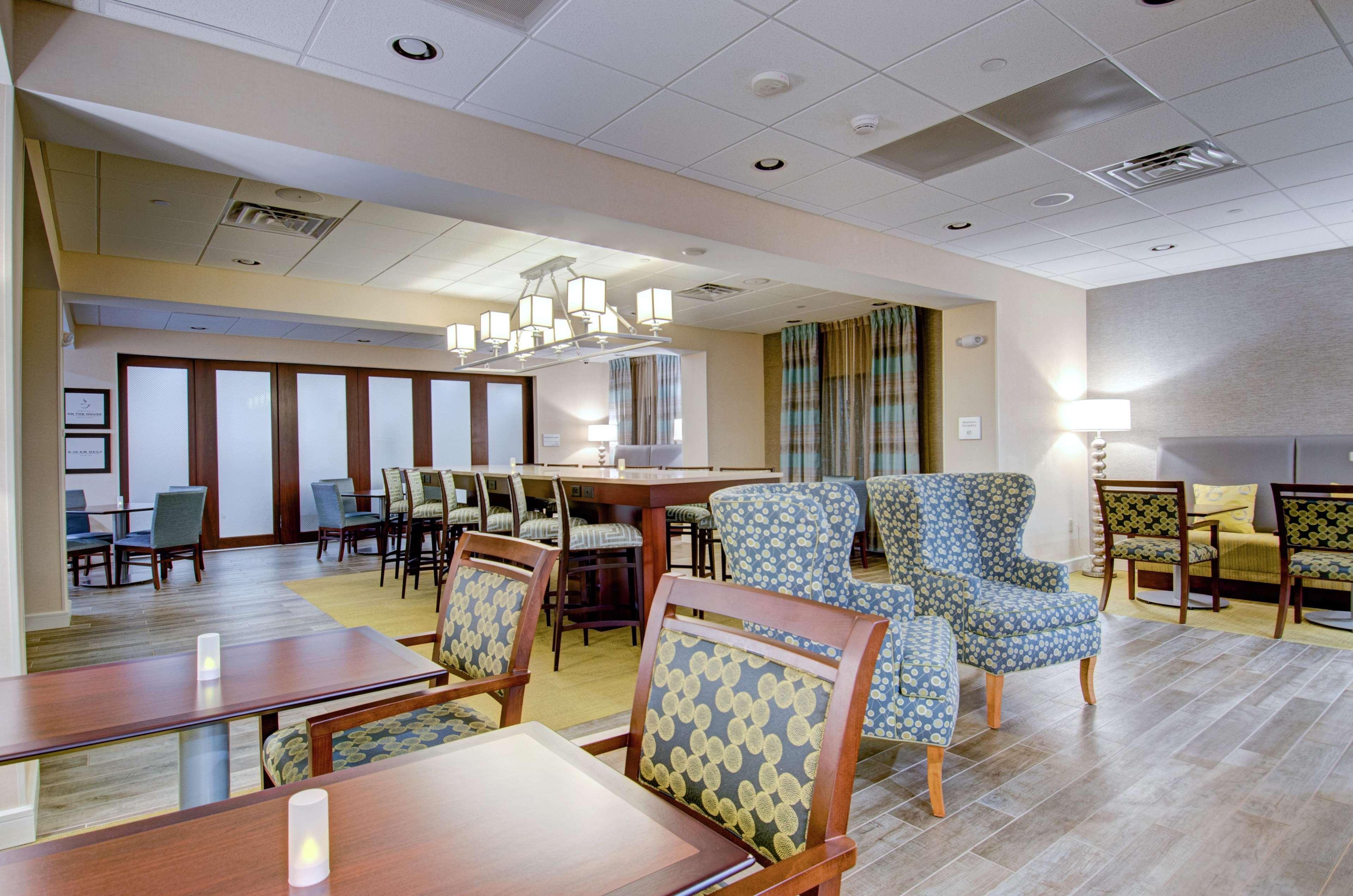 Hampton Inn Boston - Вестборо Екстер'єр фото