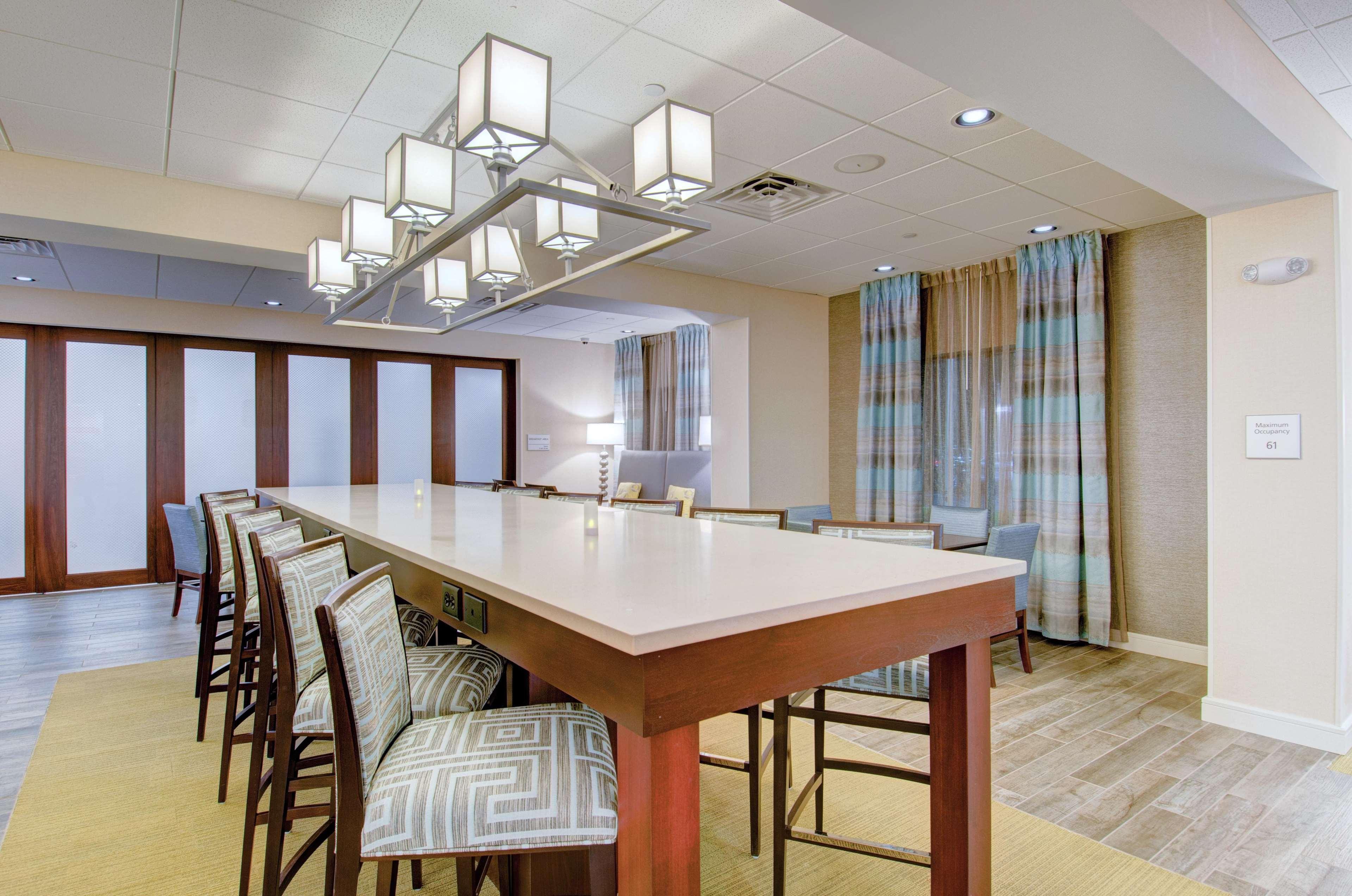 Hampton Inn Boston - Вестборо Екстер'єр фото