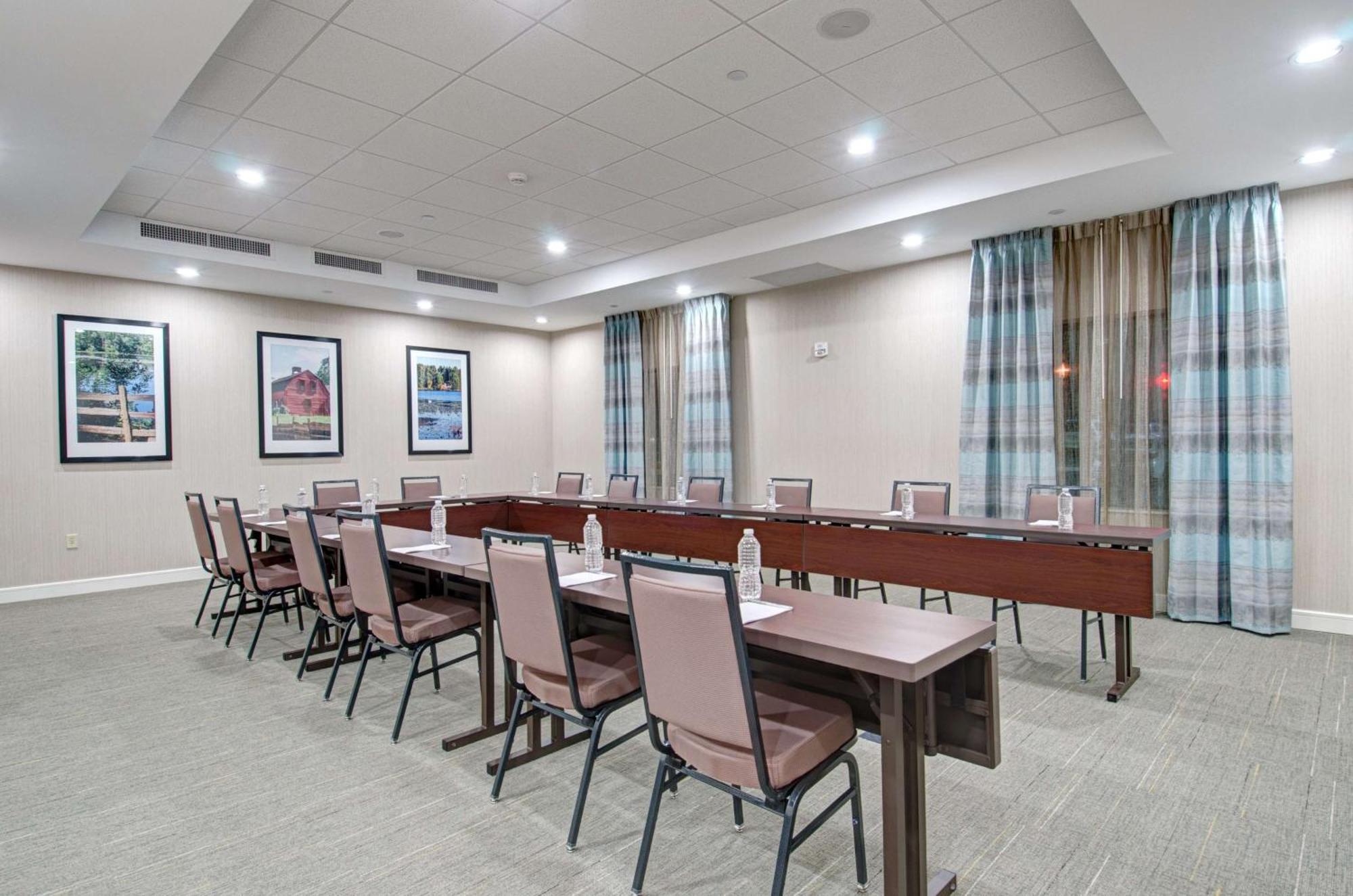 Hampton Inn Boston - Вестборо Екстер'єр фото